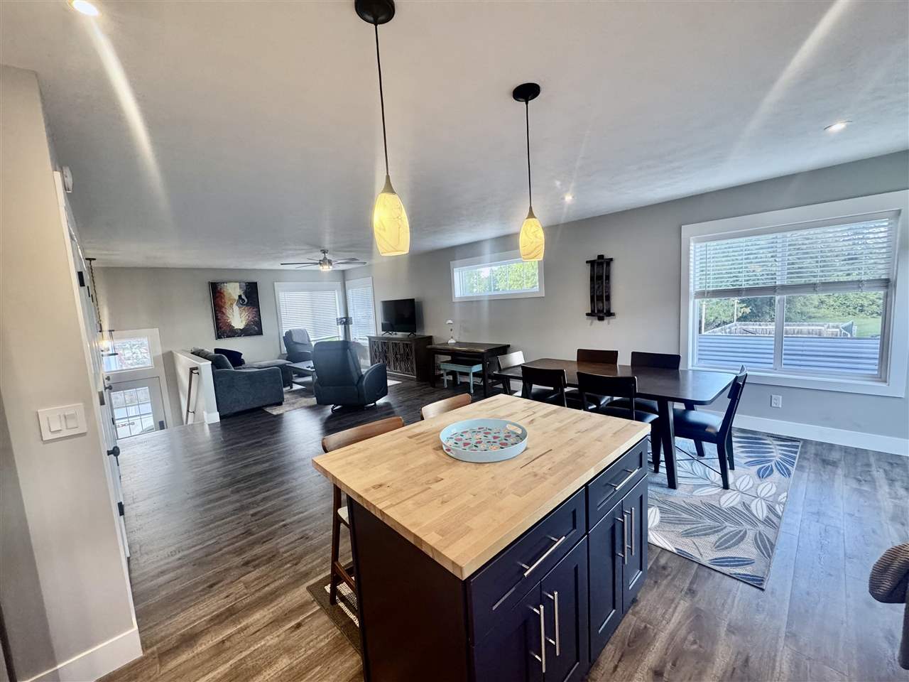 East Jordan, Michigan 49727, United States, 2 Bedrooms Bedrooms, ,3 BathroomsBathrooms,Residential,Active,225275