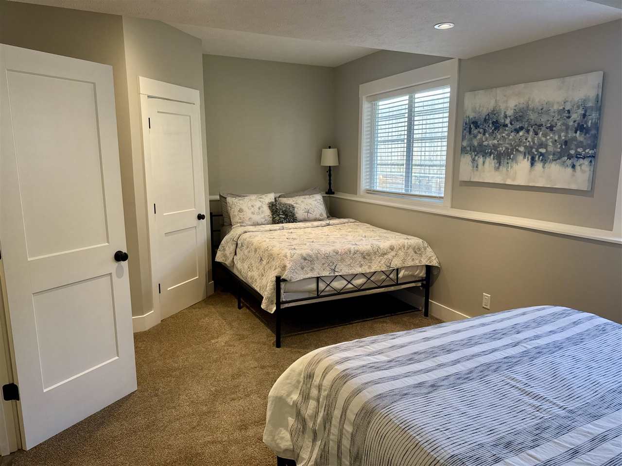 East Jordan, Michigan 49727, United States, 2 Bedrooms Bedrooms, ,3 BathroomsBathrooms,Residential,Active,225275