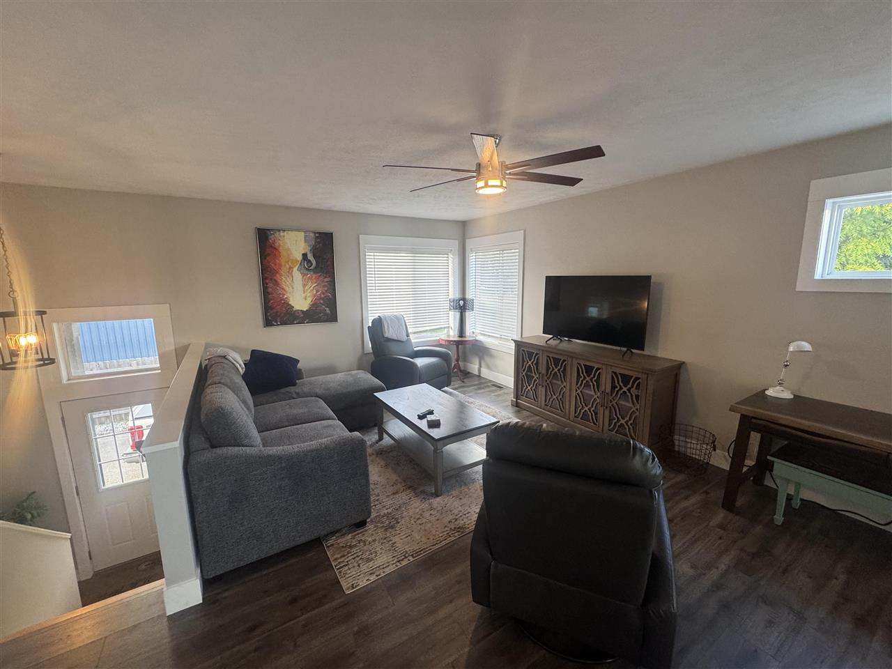 East Jordan, Michigan 49727, United States, 2 Bedrooms Bedrooms, ,3 BathroomsBathrooms,Residential,Active,225275