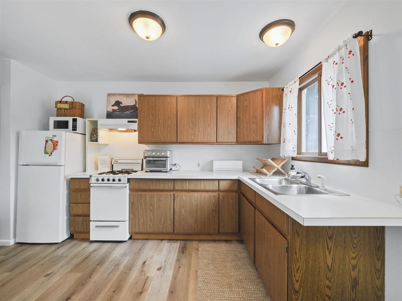 Central Lake, Michigan 49622, United States, 3 Bedrooms Bedrooms, ,2 BathroomsBathrooms,Residential,Active,169331