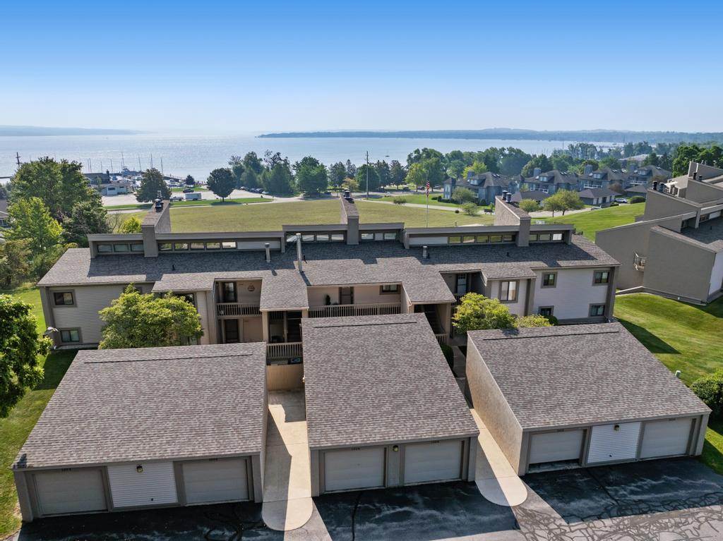 1004 Marina Bluff Drive