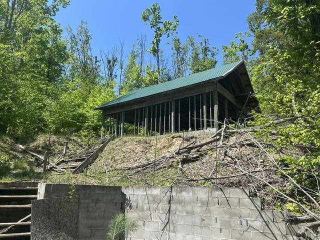 5436 Valley Road