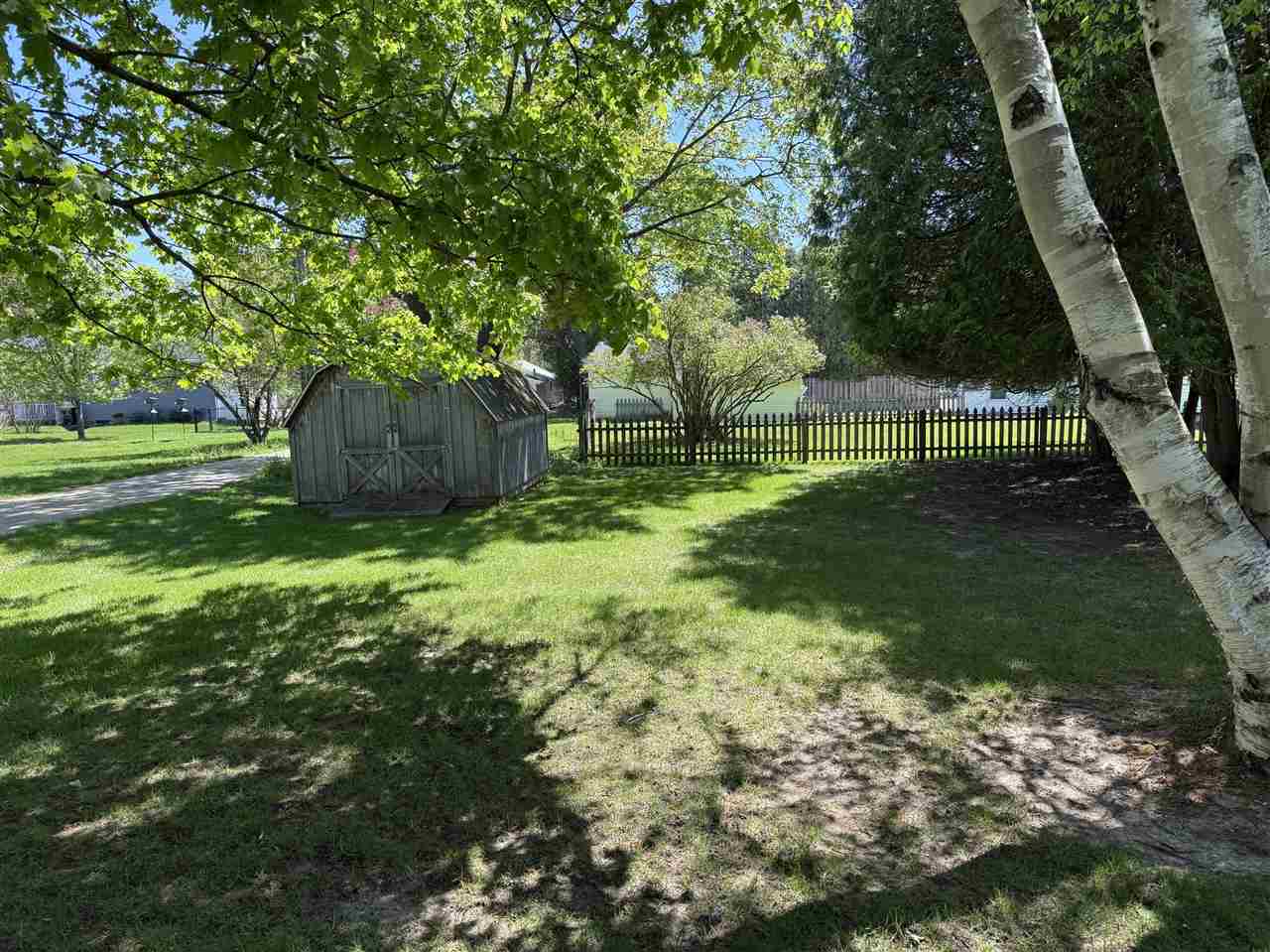 406 Burns Street