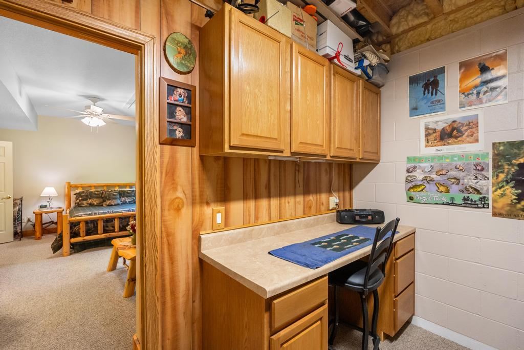 Charlevoix, Michigan 49720, United States, 4 Bedrooms Bedrooms, ,4 BathroomsBathrooms,Residential,Active,114565