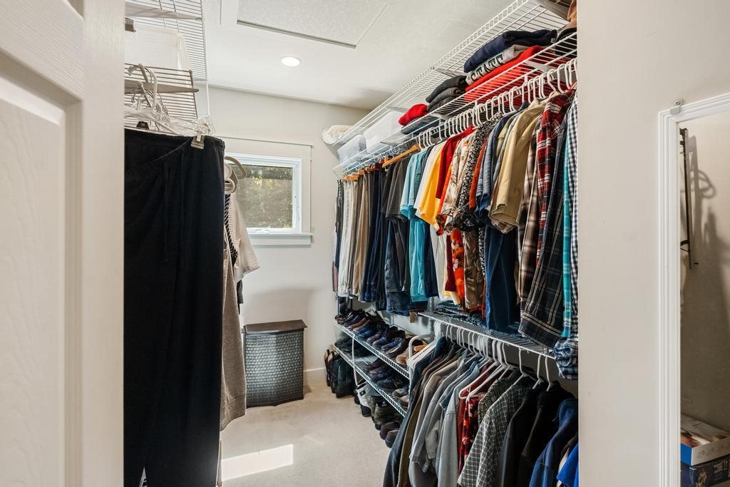 Charlevoix, Michigan 49720, United States, 4 Bedrooms Bedrooms, ,4 BathroomsBathrooms,Residential,Active,114565