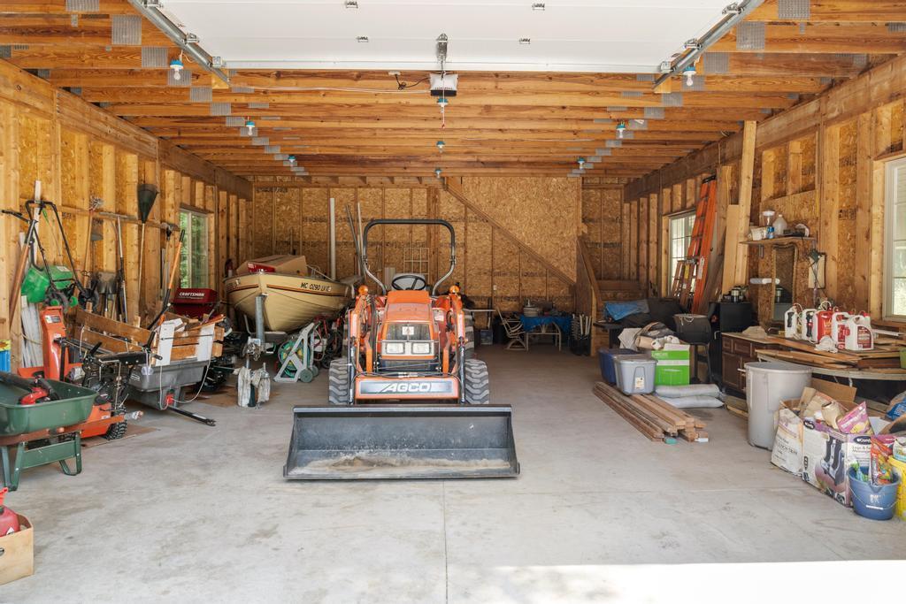 Charlevoix, Michigan 49720, United States, 4 Bedrooms Bedrooms, ,4 BathroomsBathrooms,Residential,Active,114565