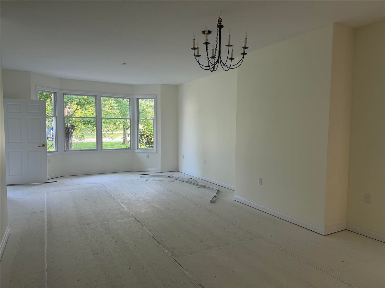 4143 Village Circle