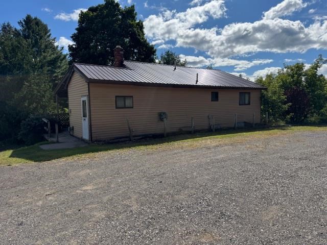 Boyne City, Michigan 49712, United States, 2 Bedrooms Bedrooms, ,2 BathroomsBathrooms,Residential,Active,200197