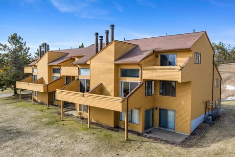 4749 Pleasantview Road Harbor Springs MI 49740
