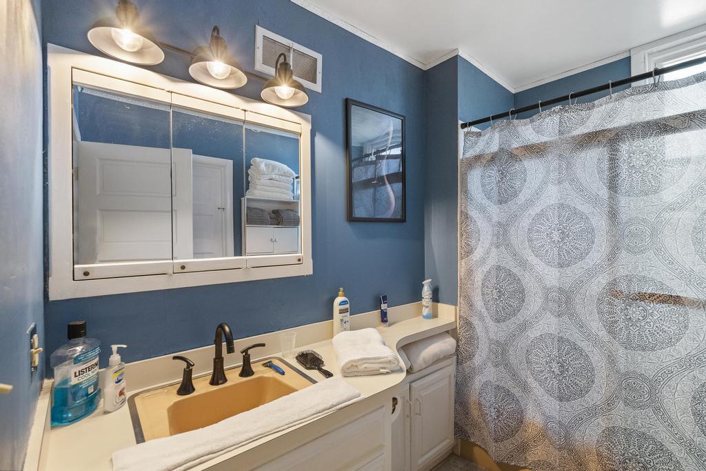 Charlevoix, Michigan 49720, United States, 8 Bedrooms Bedrooms, ,7 BathroomsBathrooms,Commercial,Active,190233