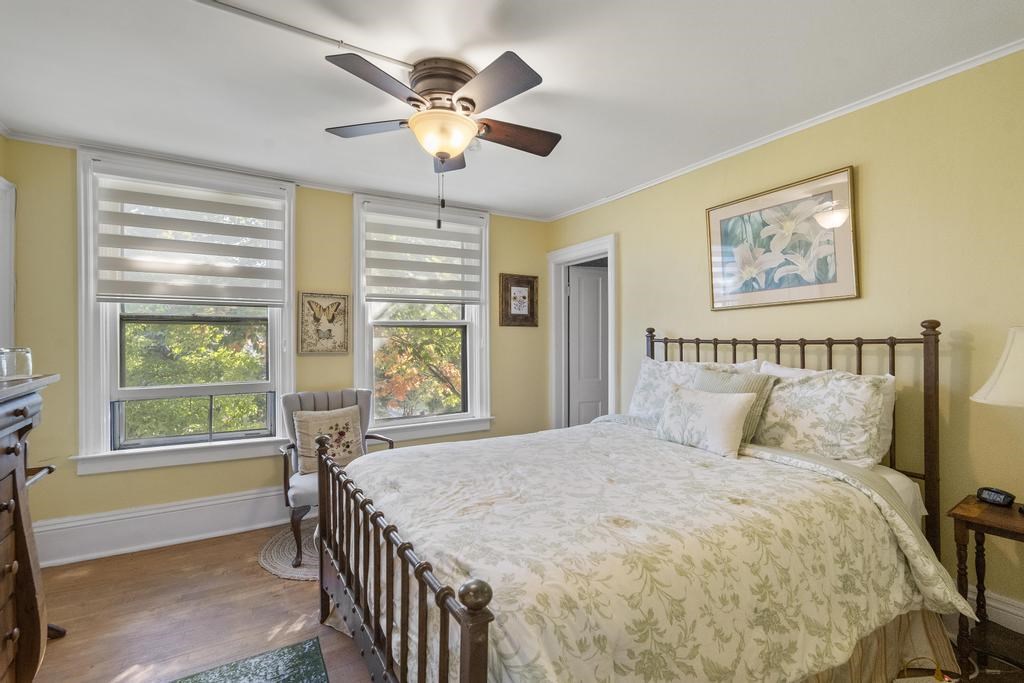 Charlevoix, Michigan 49720, United States, 8 Bedrooms Bedrooms, ,7 BathroomsBathrooms,Commercial,Active,190233