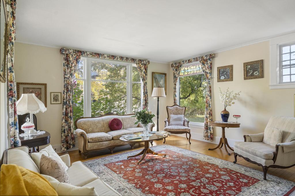 Charlevoix, Michigan 49720, United States, 8 Bedrooms Bedrooms, ,7 BathroomsBathrooms,Commercial,Active,190233