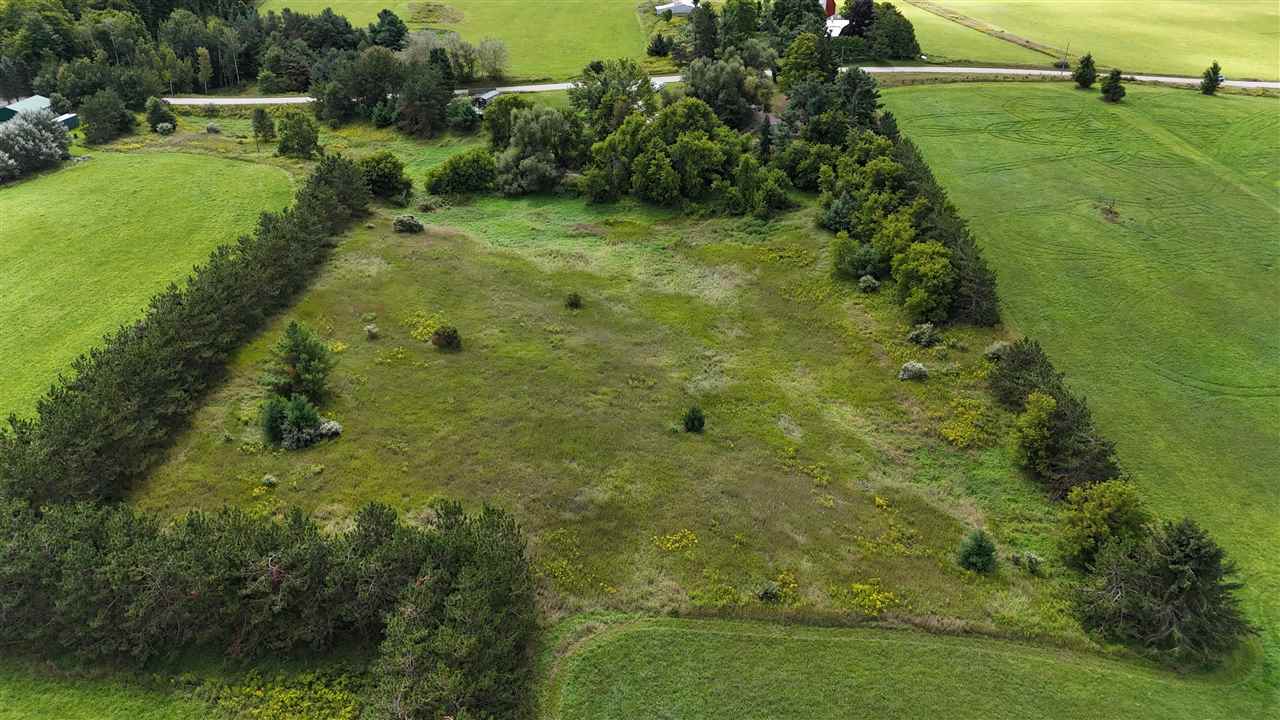 East Jordan, Michigan 49727, United States, 3 Bedrooms Bedrooms, ,2 BathroomsBathrooms,Residential,Active,201007