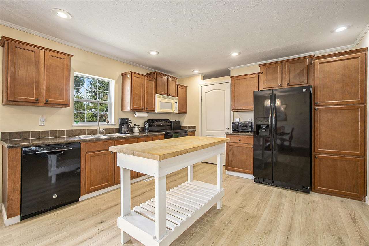 East Jordan, Michigan 49727, United States, 3 Bedrooms Bedrooms, ,2 BathroomsBathrooms,Residential,Active,201007