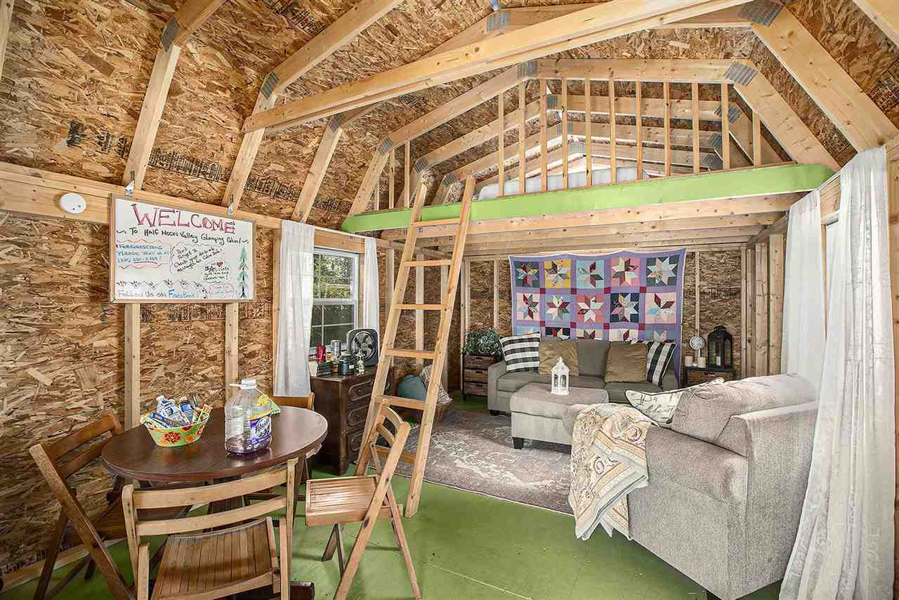 East Jordan, Michigan 49727, United States, 3 Bedrooms Bedrooms, ,2 BathroomsBathrooms,Residential,Active,201007