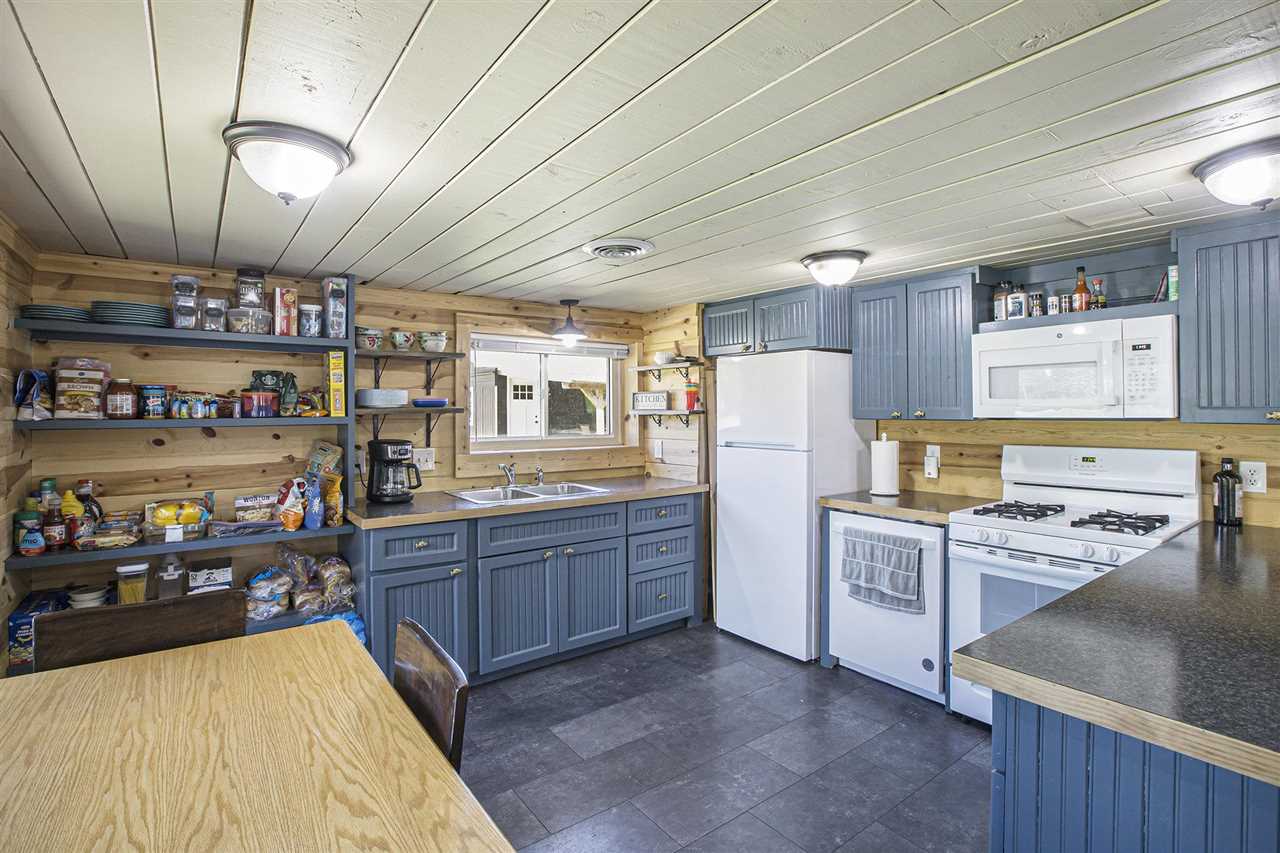 Boyne City, Michigan 49712, United States, 3 Bedrooms Bedrooms, ,2 BathroomsBathrooms,Residential,Active,164826