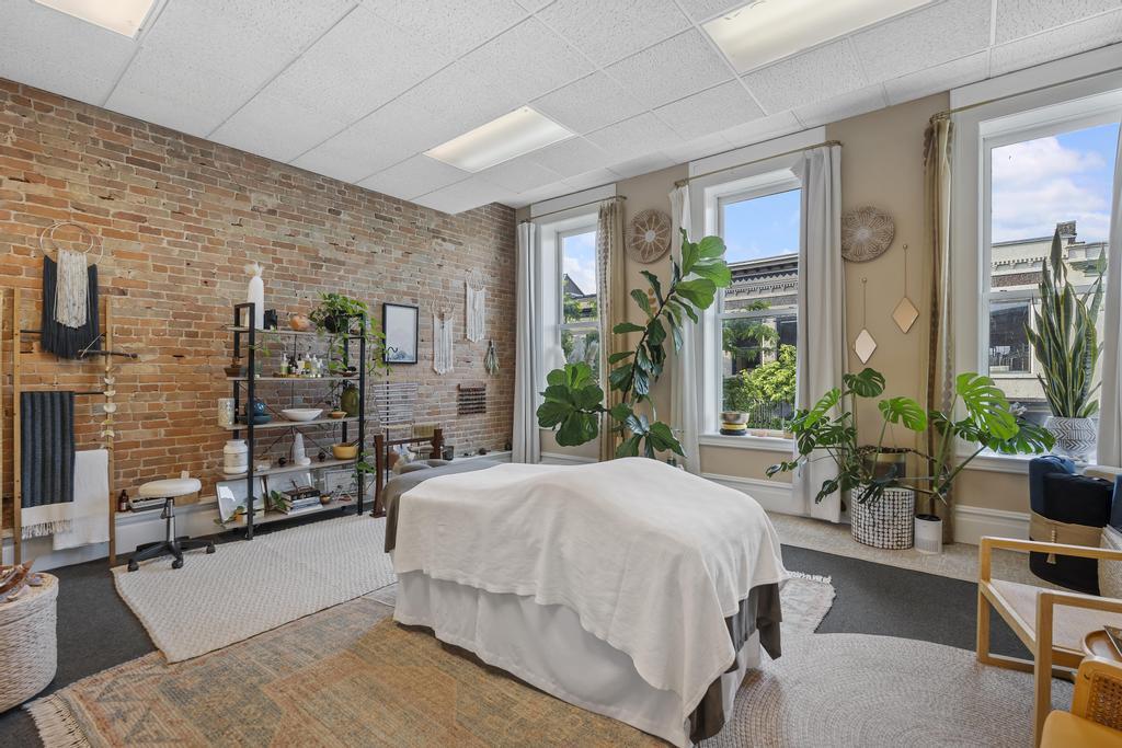 Petoskey, Michigan 49770, United States, ,Commercial,Active,187126