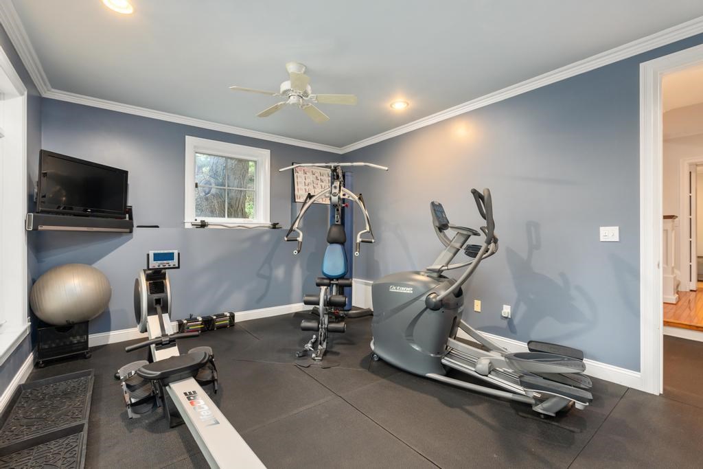 Charlevoix, Michigan 49720, United States, 4 Bedrooms Bedrooms, ,5 BathroomsBathrooms,Residential,Active,209911