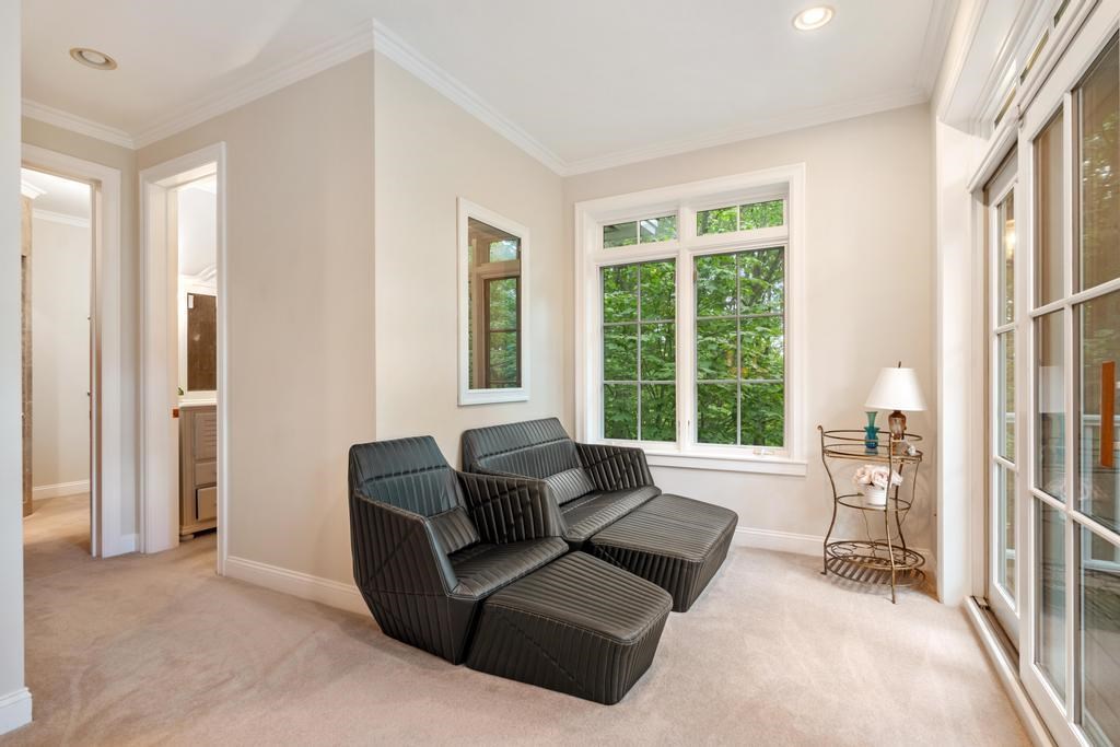 Charlevoix, Michigan 49720, United States, 4 Bedrooms Bedrooms, ,5 BathroomsBathrooms,Residential,Active,209911