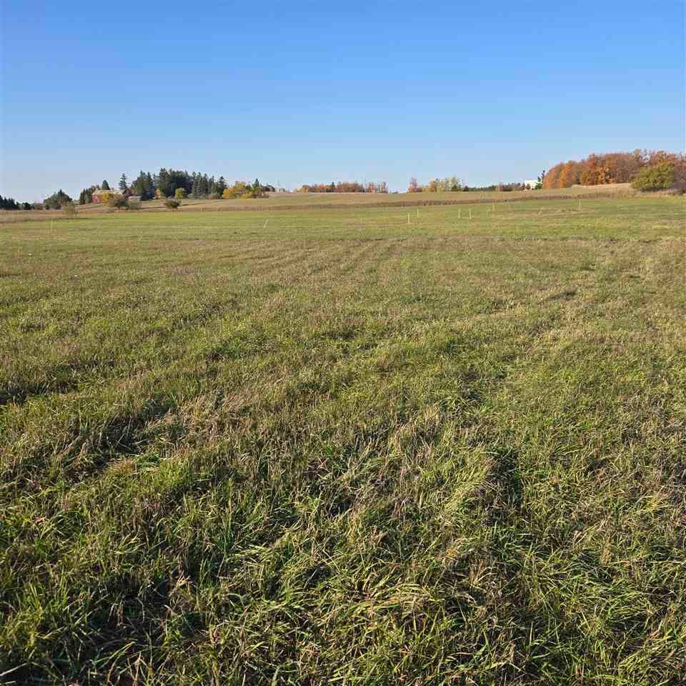 1960 Farm View Lane