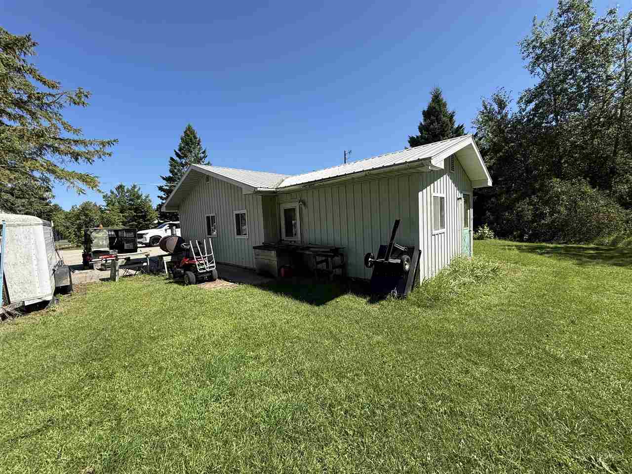 Charlevoix, Michigan 49720, United States, 2 Bedrooms Bedrooms, ,1 BathroomBathrooms,Residential,Active,197486