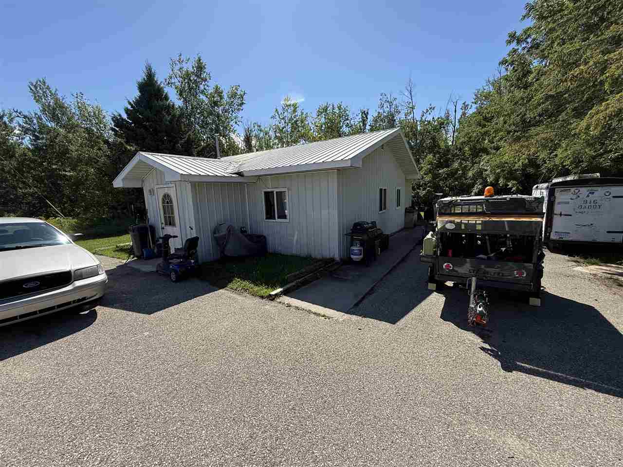 Charlevoix, Michigan 49720, United States, 2 Bedrooms Bedrooms, ,1 BathroomBathrooms,Residential,Active,197486