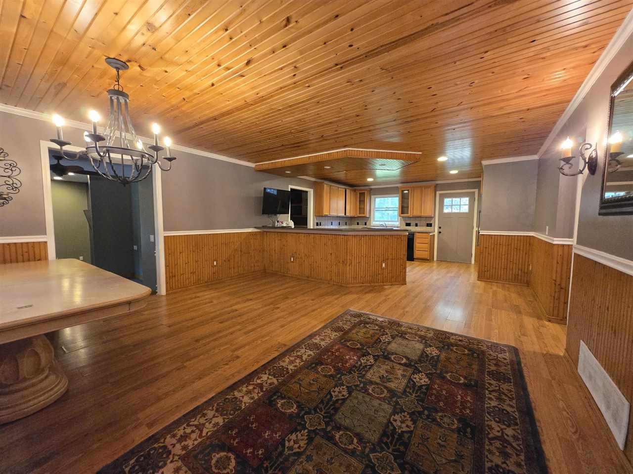 Pellston, Michigan 49769, United States, 4 Bedrooms Bedrooms, ,3 BathroomsBathrooms,Residential,Active,230745