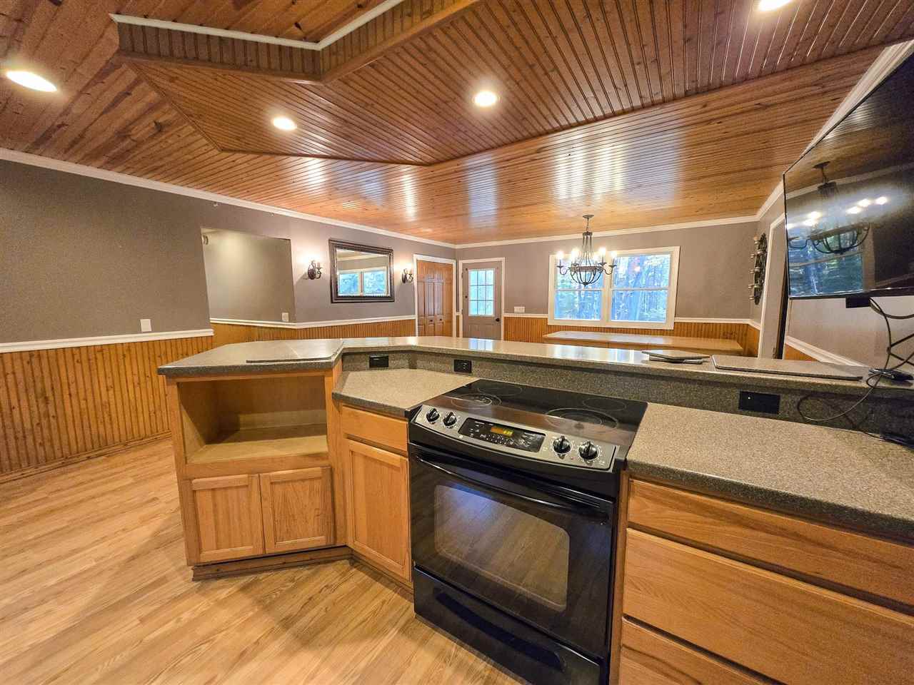 Pellston, Michigan 49769, United States, 4 Bedrooms Bedrooms, ,3 BathroomsBathrooms,Residential,Active,230745