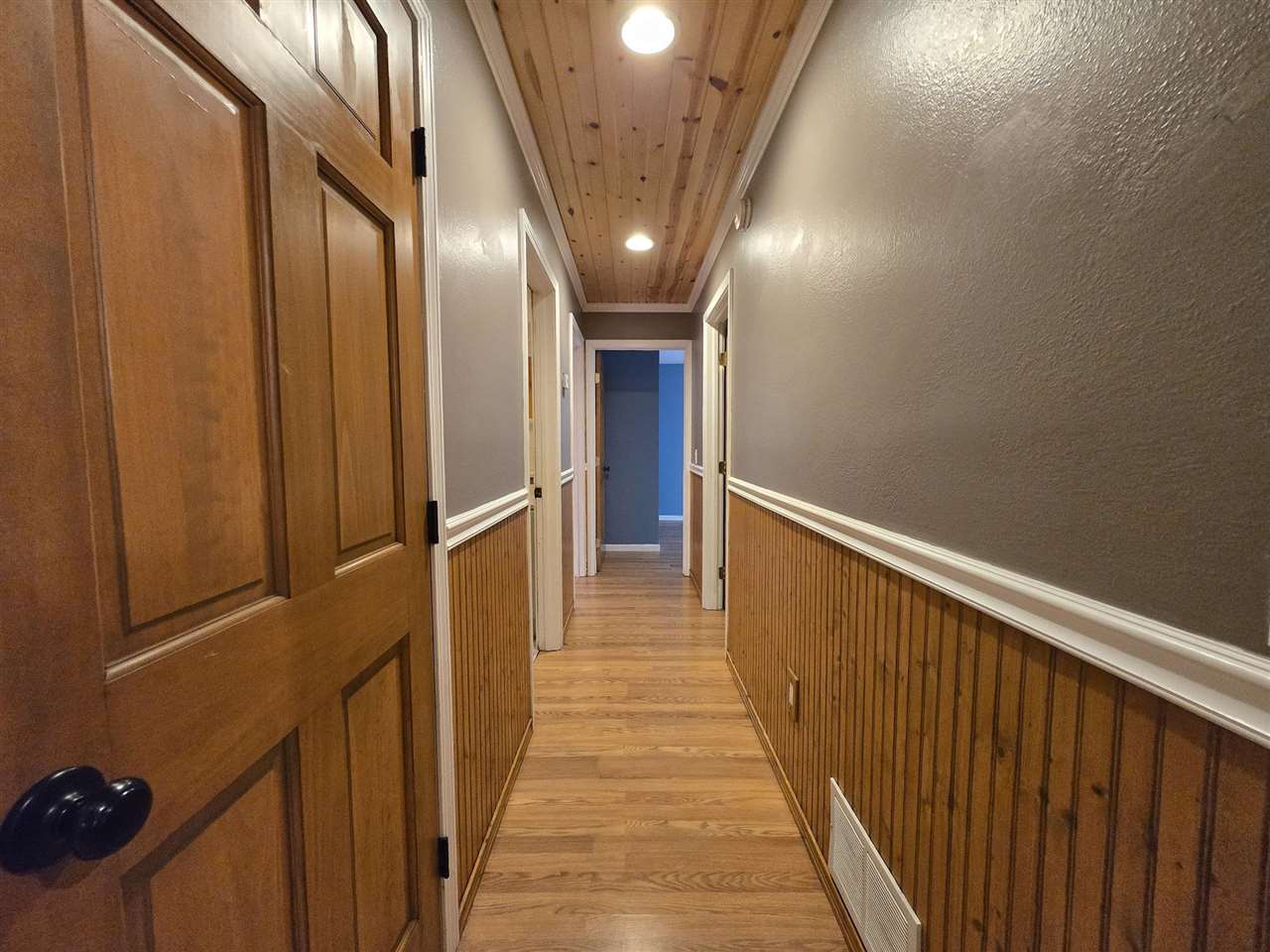 Pellston, Michigan 49769, United States, 4 Bedrooms Bedrooms, ,3 BathroomsBathrooms,Residential,Active,230745