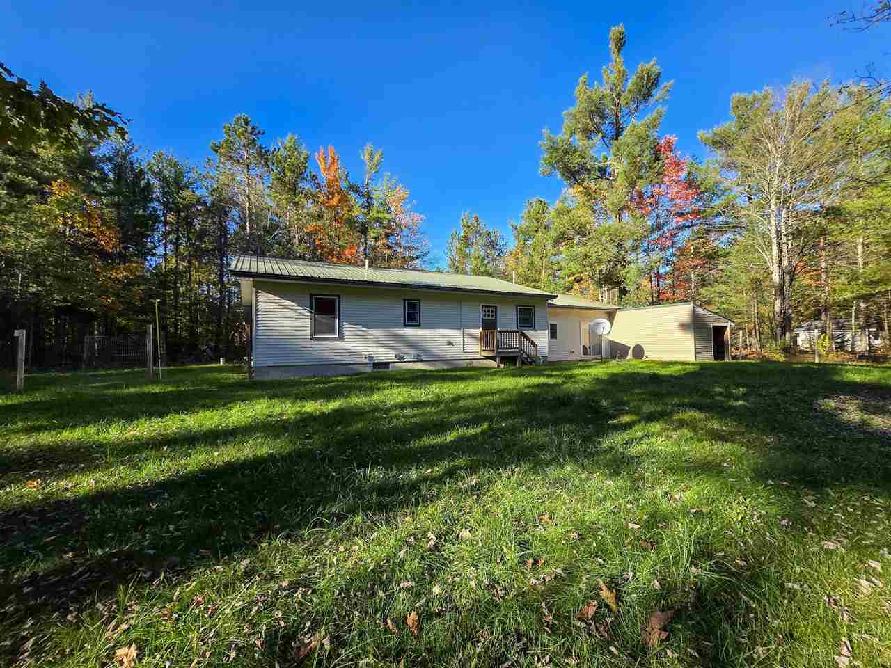 Pellston, Michigan 49769, United States, 4 Bedrooms Bedrooms, ,3 BathroomsBathrooms,Residential,Active,230745