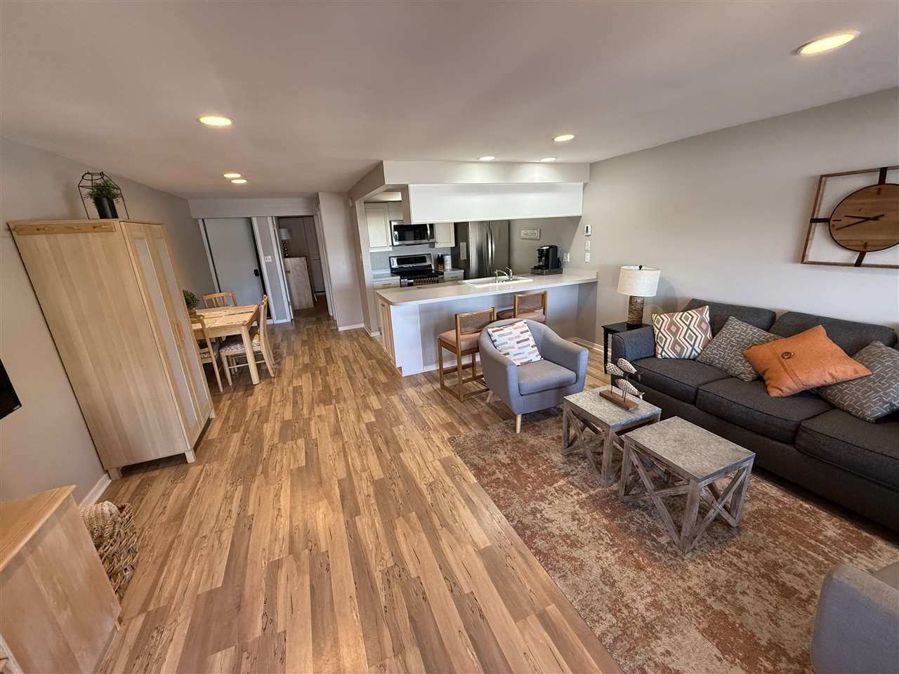 Charlevoix, Michigan 49720, United States, 1 Bedroom Bedrooms, ,1 BathroomBathrooms,Residential,Active,174323