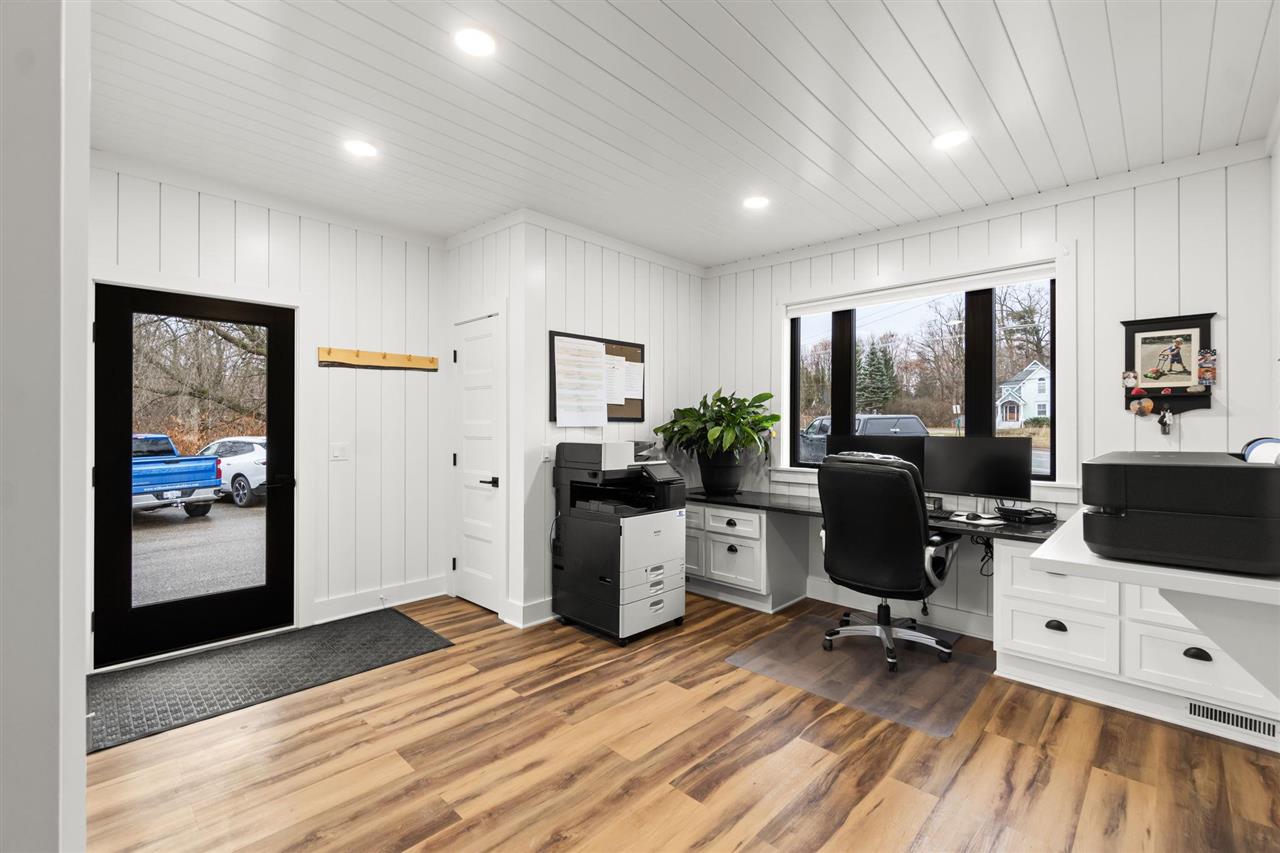 Boyne City, Michigan 49712, United States, ,1 BathroomBathrooms,Commercial,Active,252255