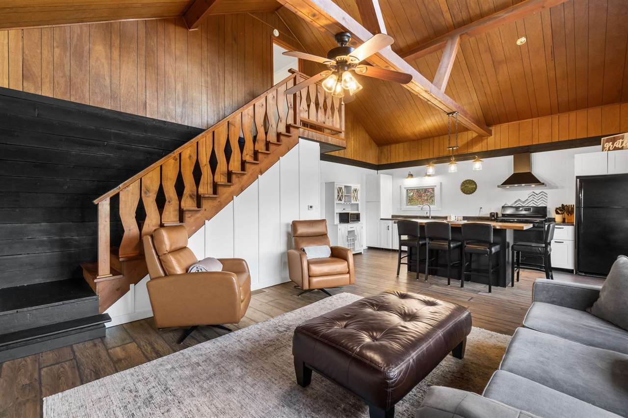 East Jordan, Michigan 49727, United States, 2 Bedrooms Bedrooms, ,1 BathroomBathrooms,Residential,Active,232049