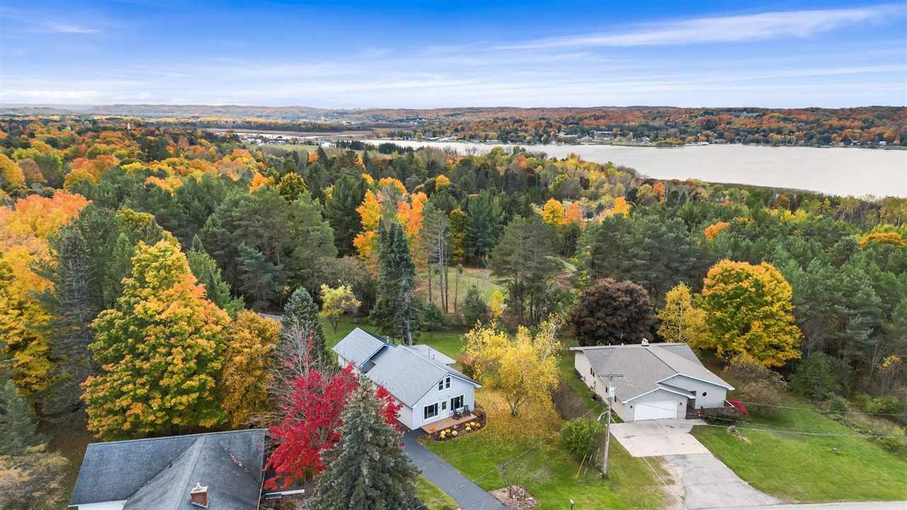 East Jordan, Michigan 49727, United States, 2 Bedrooms Bedrooms, ,1 BathroomBathrooms,Residential,Active,232049