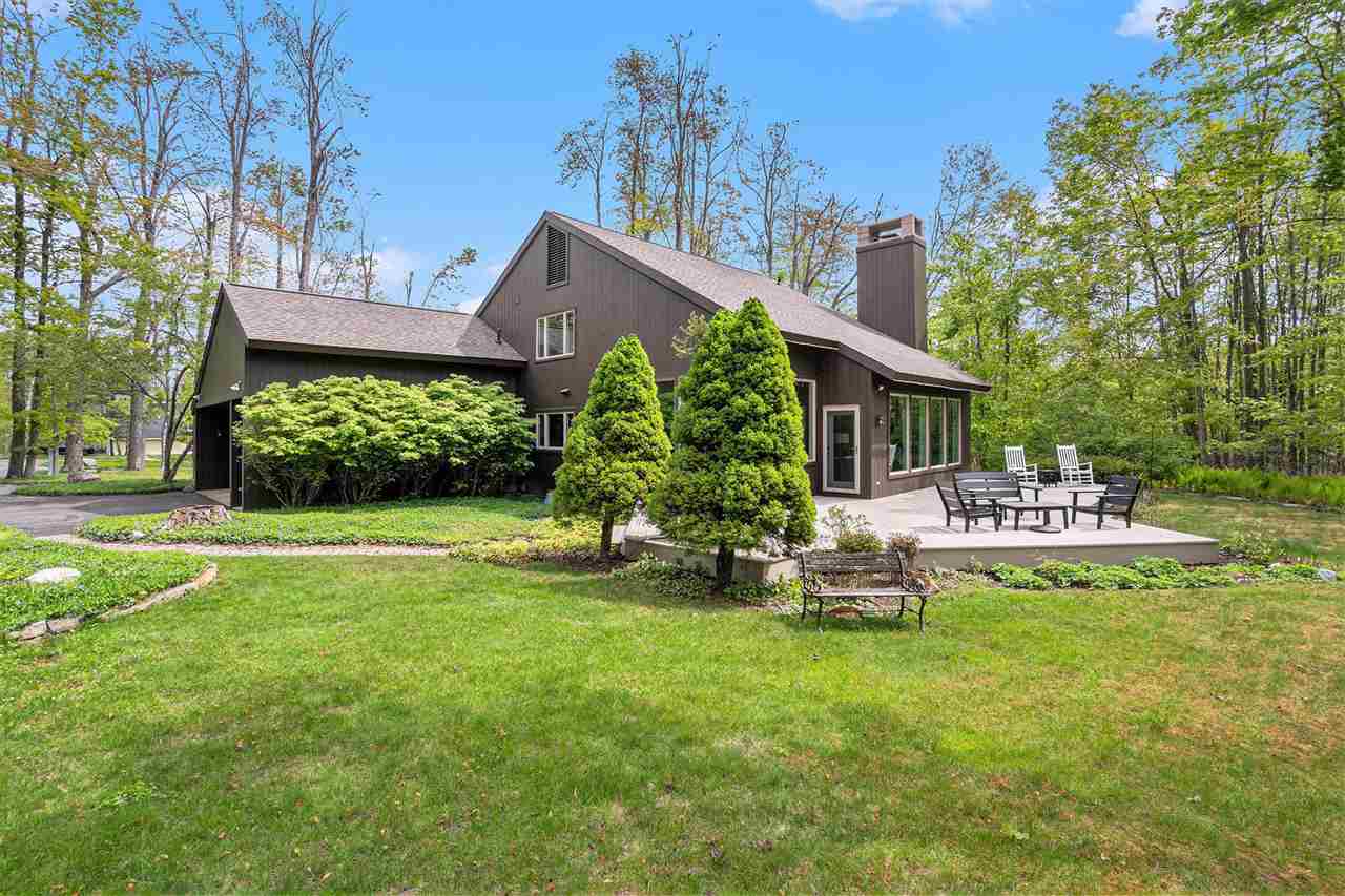 Harbor Springs, Michigan 49740, United States, 4 Bedrooms Bedrooms, ,3 BathroomsBathrooms,Residential,Active,136696