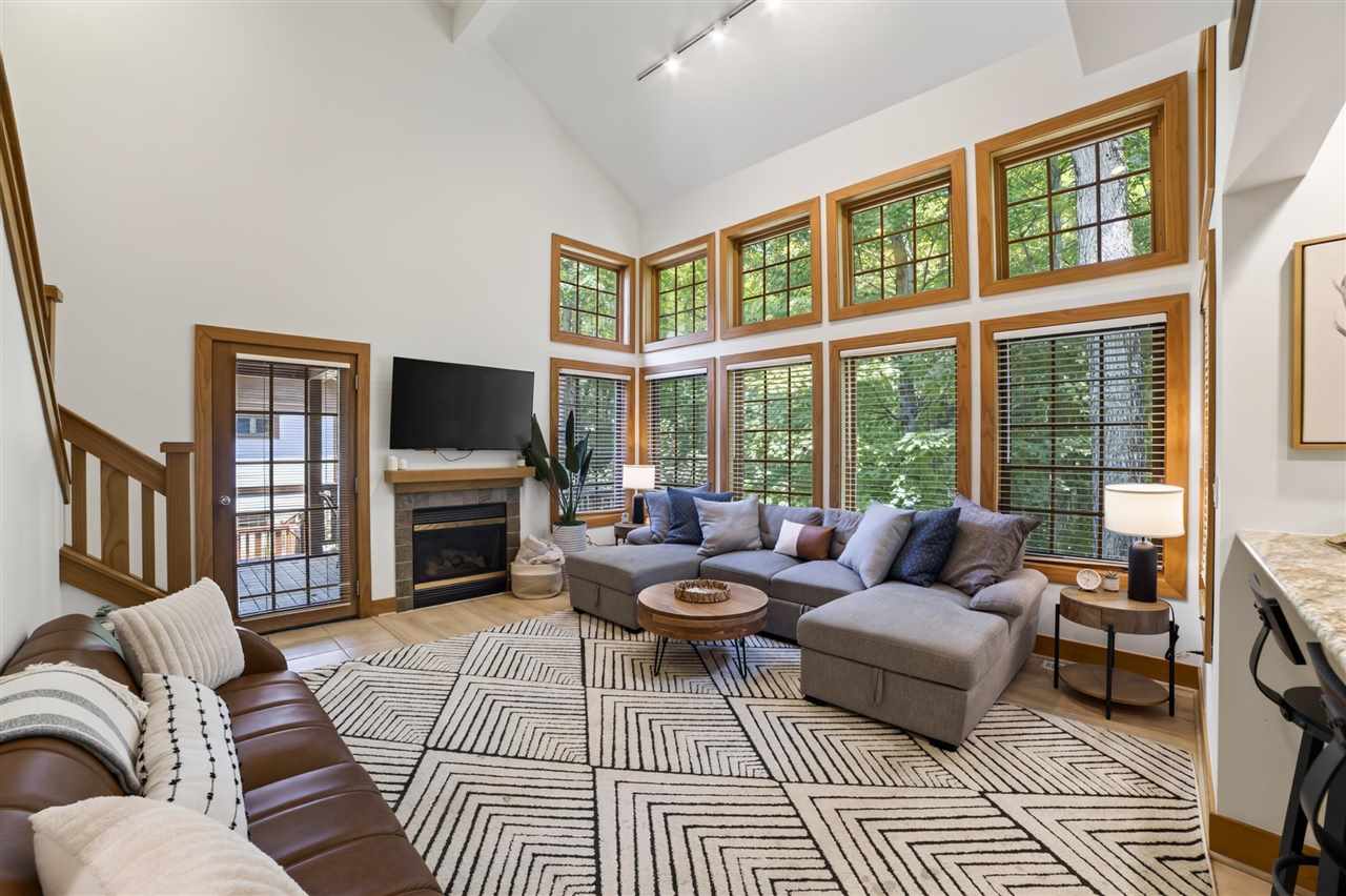2199 Deerview Drive