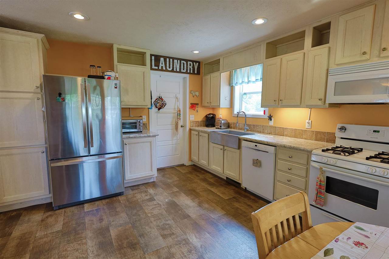 Central Lake, Michigan 49622, United States, 3 Bedrooms Bedrooms, ,2 BathroomsBathrooms,Residential,Active,180666