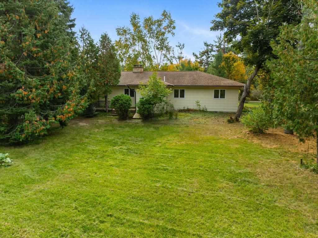 2262 Harbor-Petoskey Road