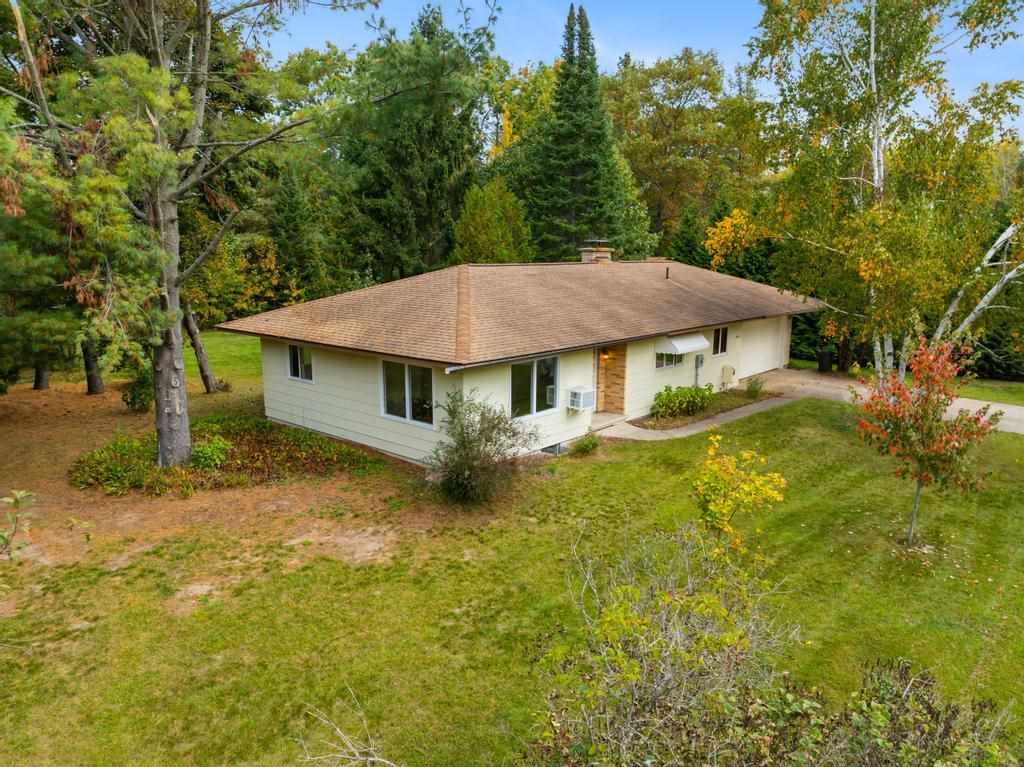 2262 Harbor-Petoskey Road