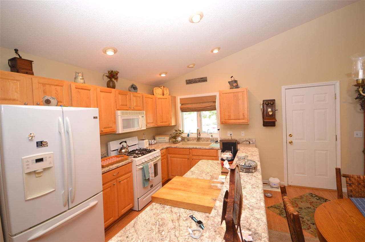 668 Pine Pointe Trail