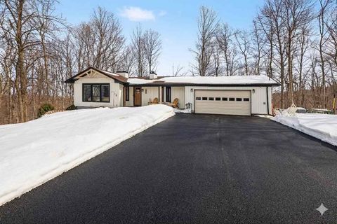 498 Hull Street Boyne City MI 49712