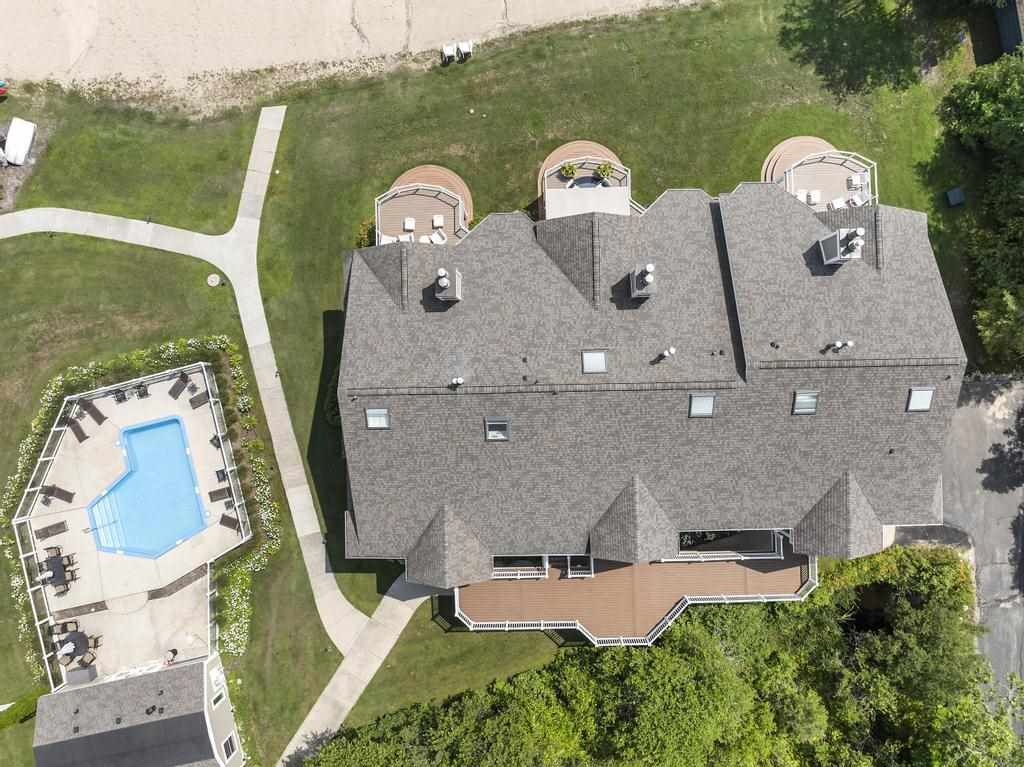 Charlevoix, Michigan 49720, United States, 3 Bedrooms Bedrooms, ,3 BathroomsBathrooms,Residential,Active,174676