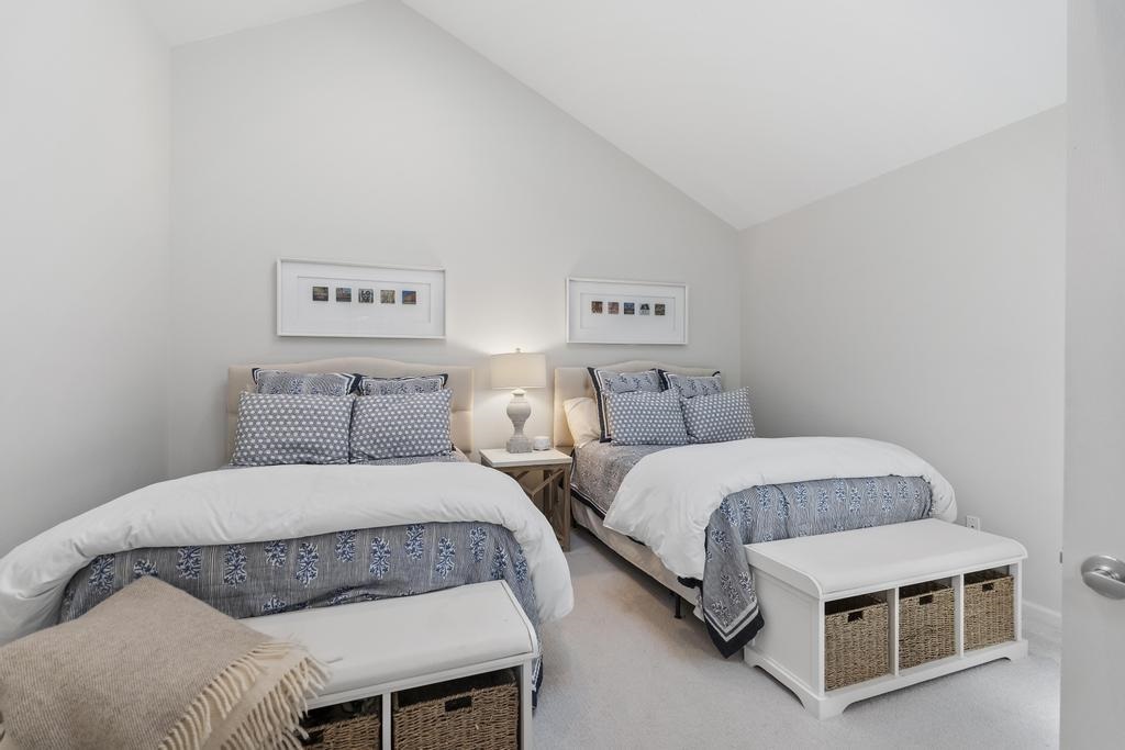 Charlevoix, Michigan 49720, United States, 3 Bedrooms Bedrooms, ,3 BathroomsBathrooms,Residential,Active,174676