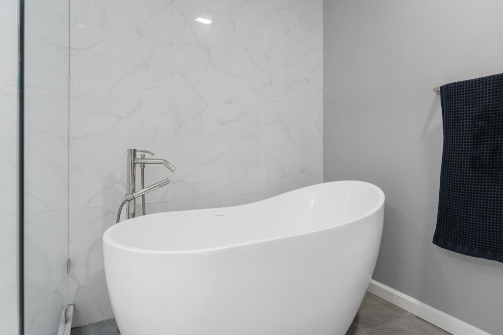 Charlevoix, Michigan 49720, United States, 3 Bedrooms Bedrooms, ,3 BathroomsBathrooms,Residential,Active,174676