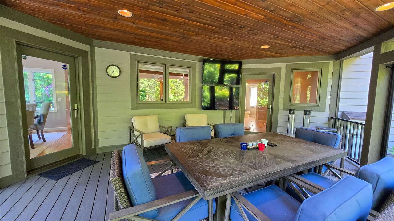 Charlevoix, Michigan 49720, United States, 4 Bedrooms Bedrooms, ,4 BathroomsBathrooms,Residential,Active,164302