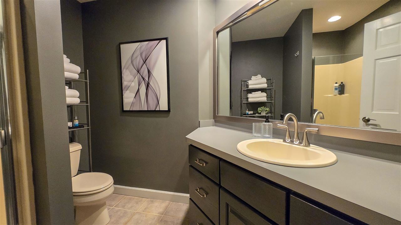 Charlevoix, Michigan 49720, United States, 4 Bedrooms Bedrooms, ,4 BathroomsBathrooms,Residential,Active,164302