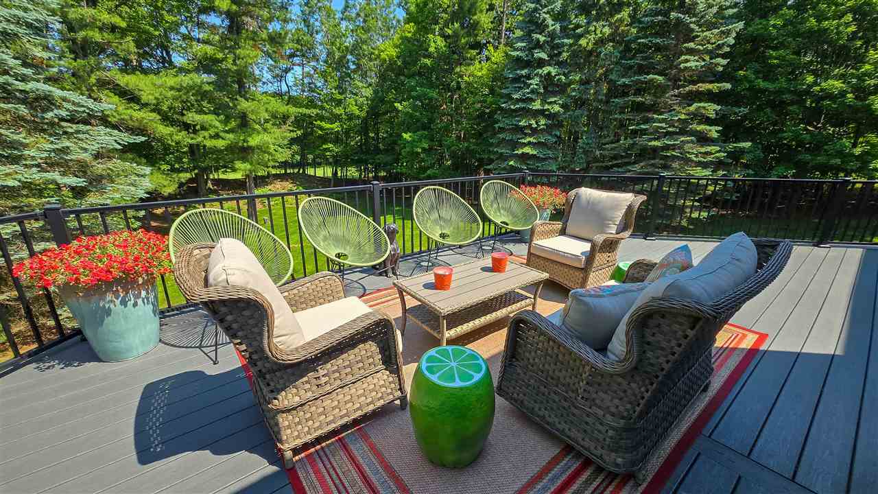 Charlevoix, Michigan 49720, United States, 4 Bedrooms Bedrooms, ,4 BathroomsBathrooms,Residential,Active,164302