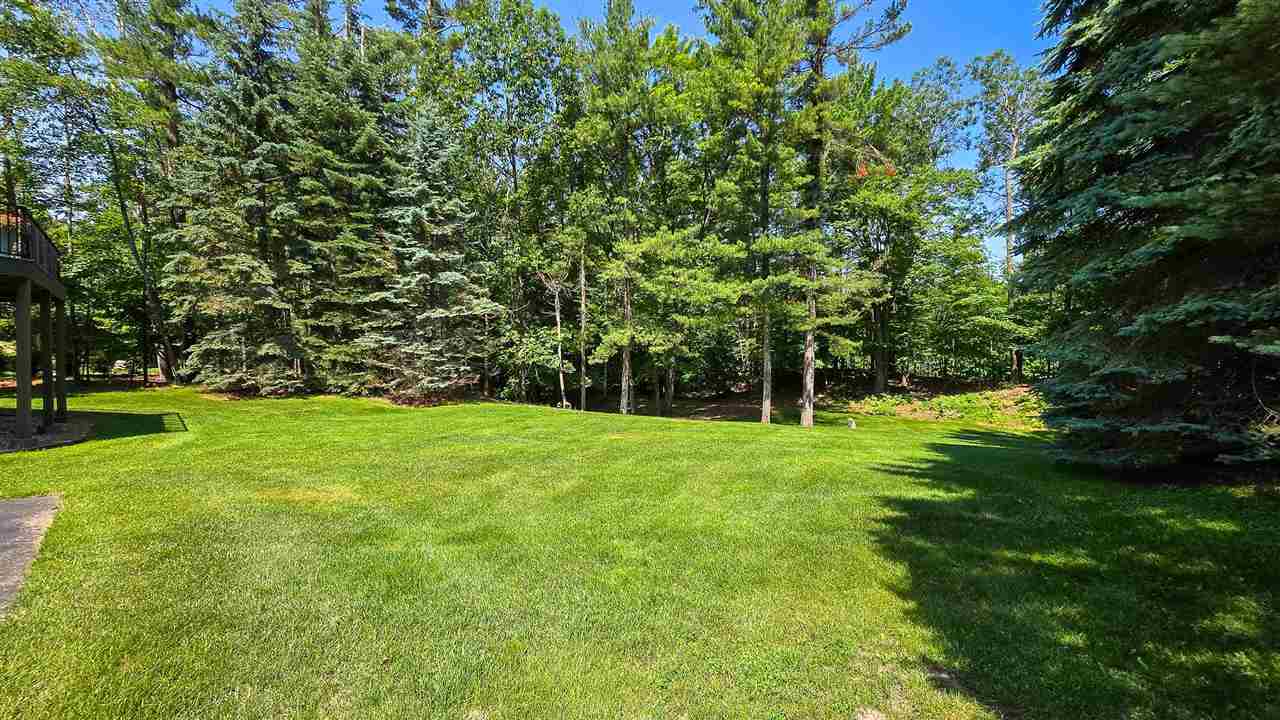 Charlevoix, Michigan 49720, United States, 4 Bedrooms Bedrooms, ,4 BathroomsBathrooms,Residential,Active,164302