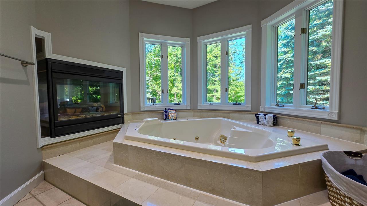 Charlevoix, Michigan 49720, United States, 4 Bedrooms Bedrooms, ,4 BathroomsBathrooms,Residential,Active,164302