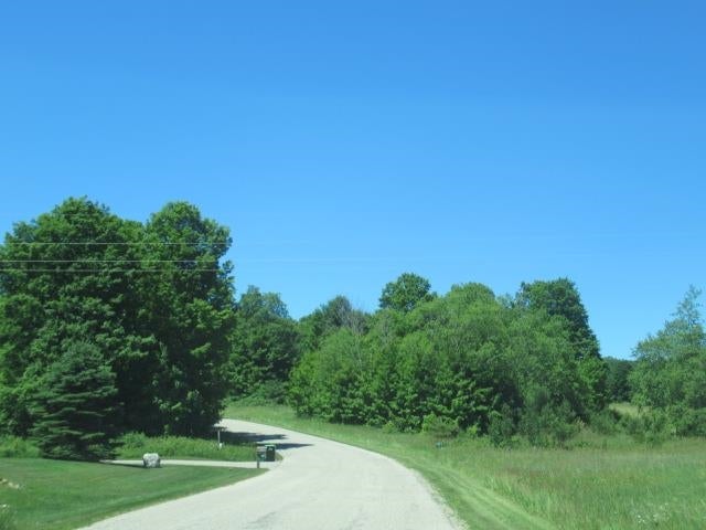 2026 Chapel Hill Drive
